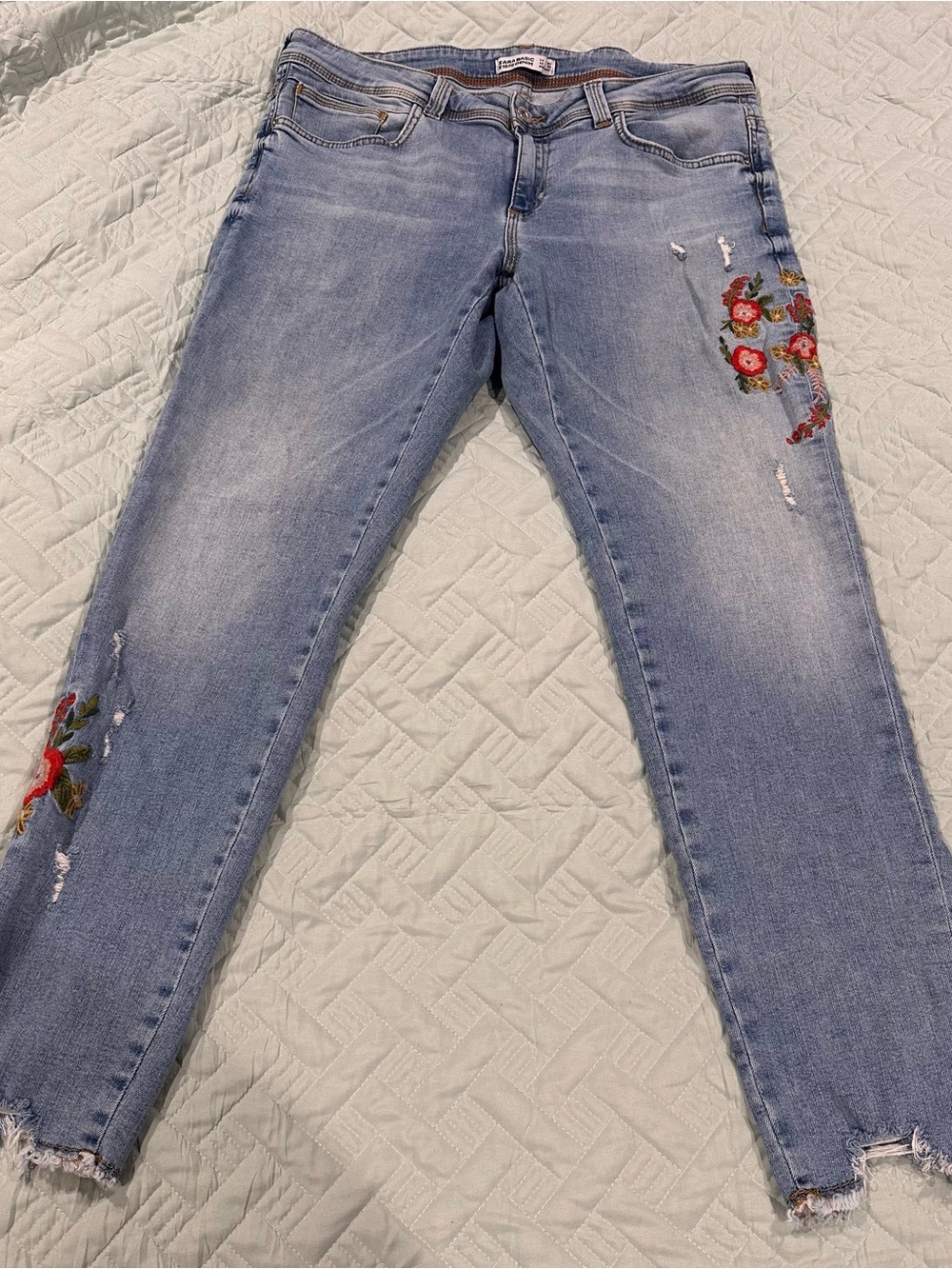 Zara Light Blue Skinny Jeans with Floral Embroidery